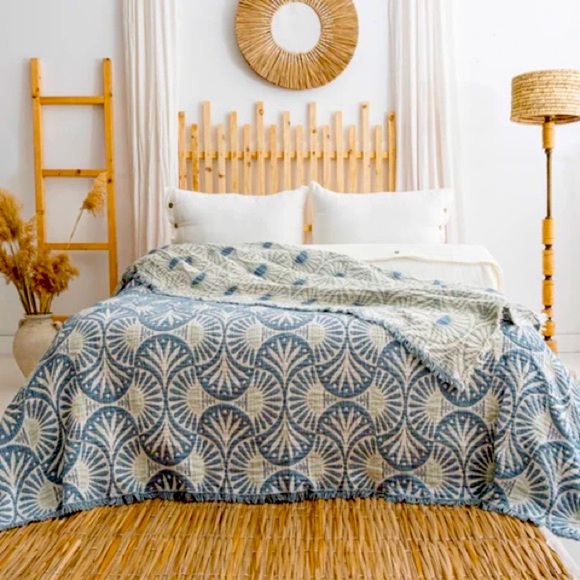 Ginkgo Deco Leaf Quilt 2 Side FLiPSiDE Green + Cream Patterned Quilt KING NEW - Picture 4 of 15